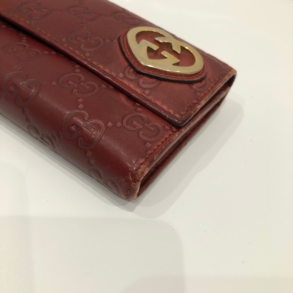 Gucci Burgundy Leather Long Wallet Sku#84577 (Gently used,discoloration,rubbing) - Picture 9 of 16